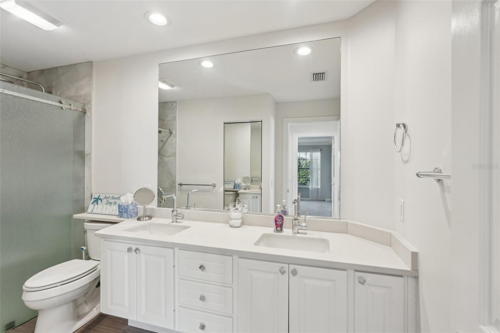 Image 16 of 74 For 7632 Quinto Drive