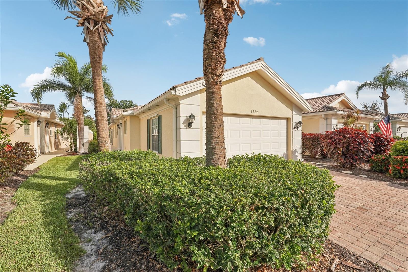 Image 4 of 74 For 7632 Quinto Drive