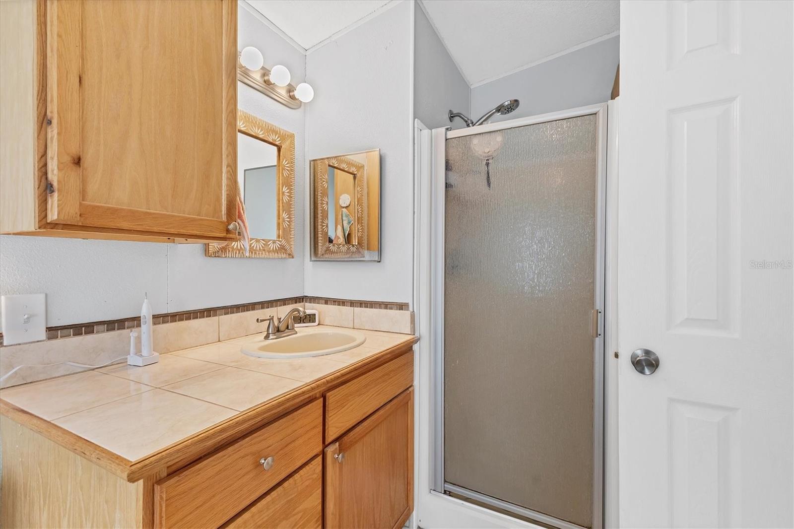 Image 20 of 42 For 6710 36th Avenue E 319