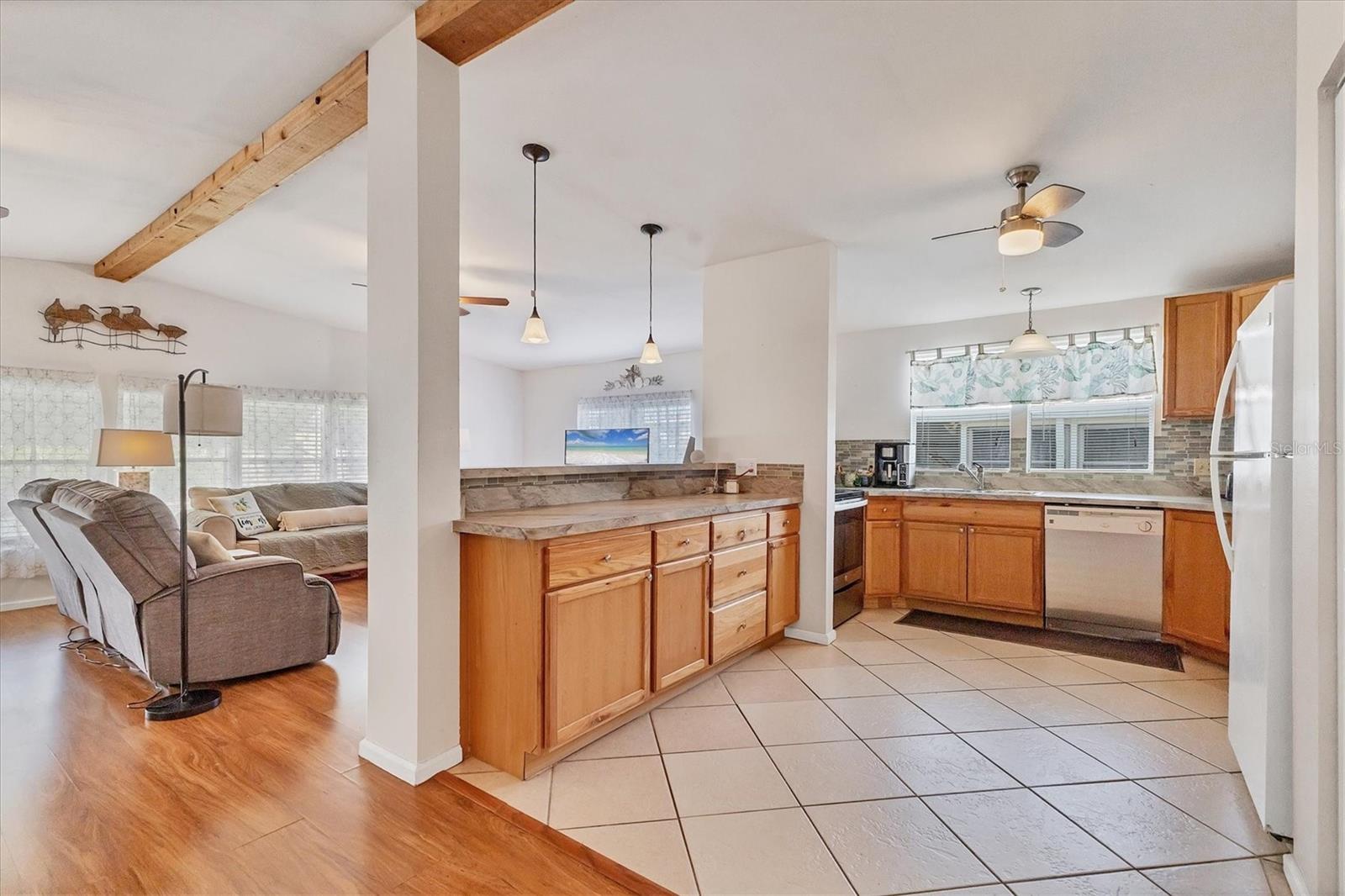 Image 8 of 42 For 6710 36th Avenue E 319