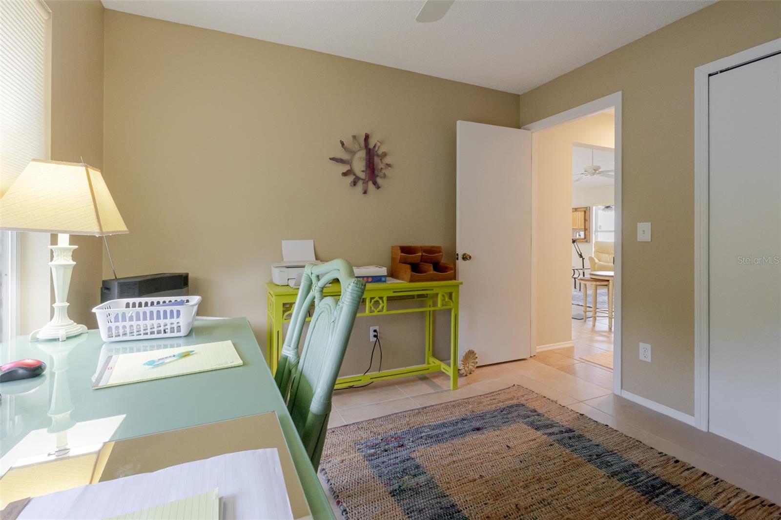Image 21 of 56 For 11021 4th Avenue E