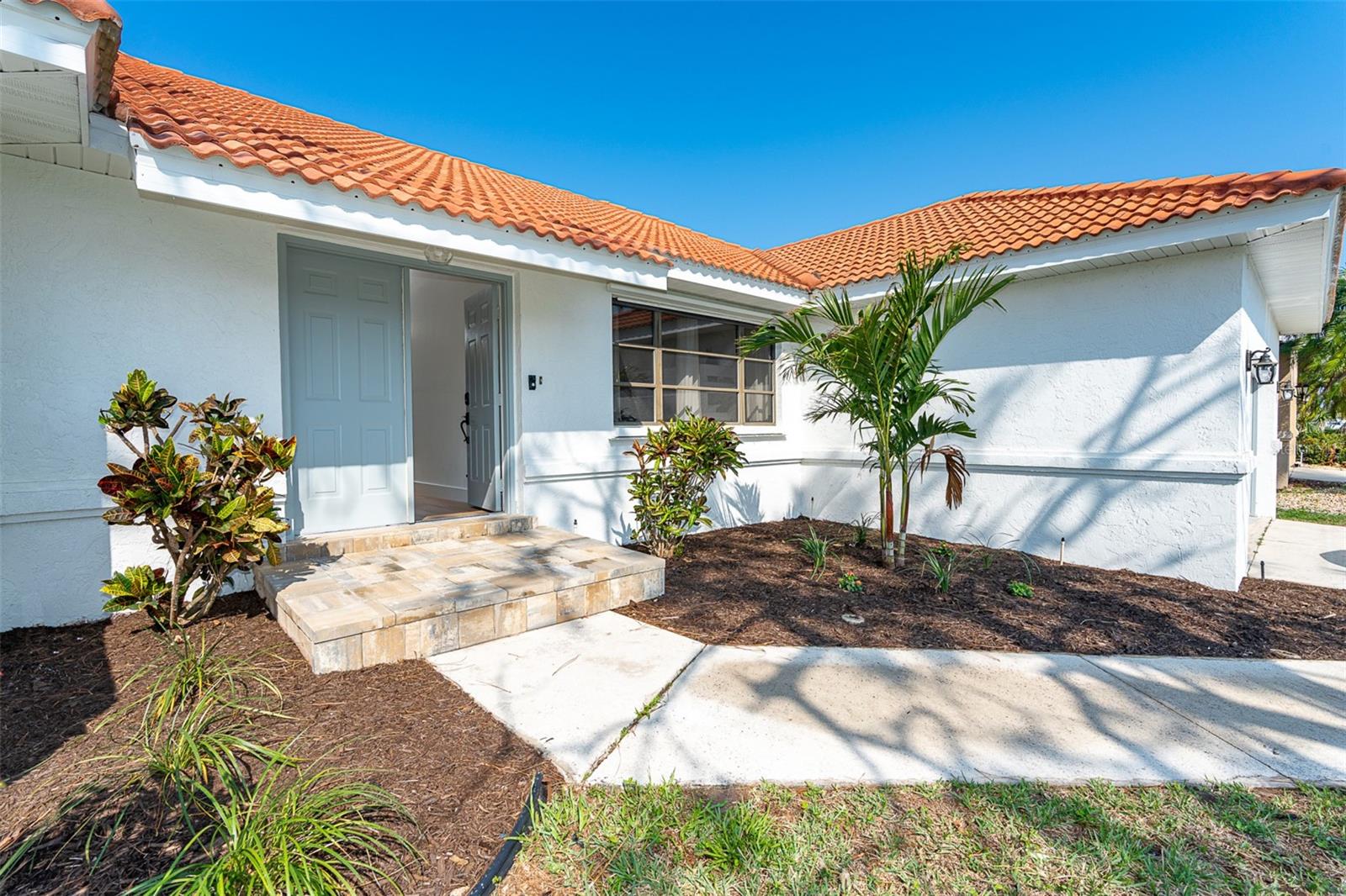 Image 39 of 41 For 16 Leeward Drive