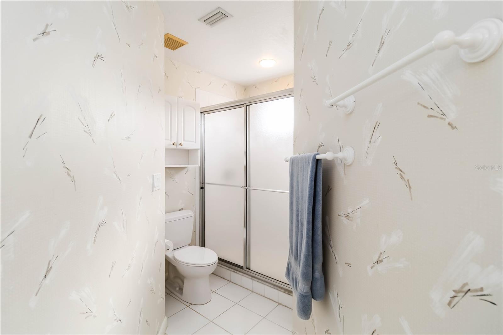 Image 16 of 36 For 6572 Fairway Gardens Drive 6572