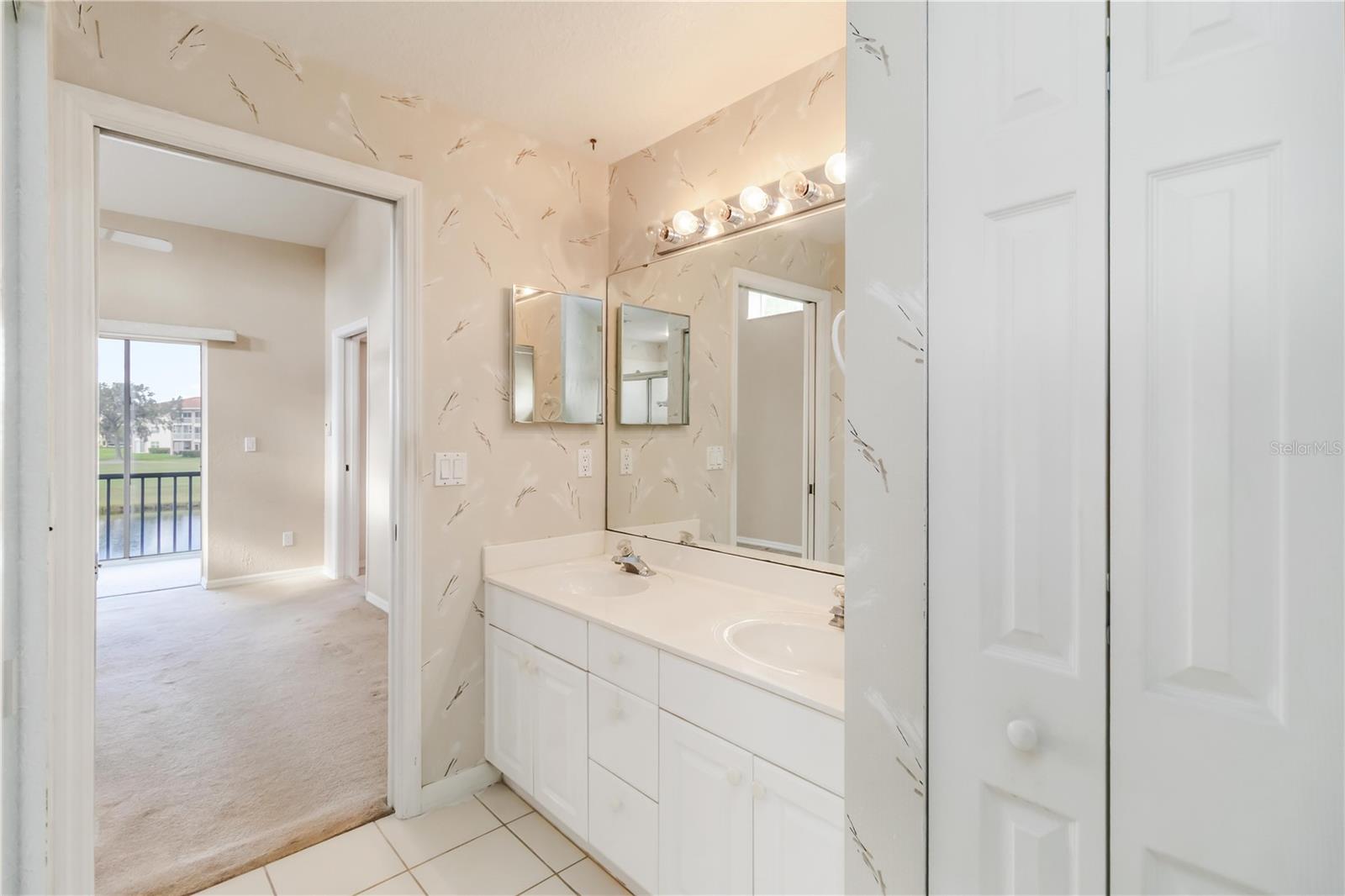 Image 17 of 36 For 6572 Fairway Gardens Drive 6572