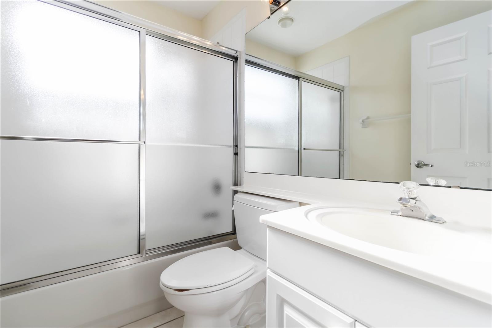 Image 19 of 36 For 6572 Fairway Gardens Drive 6572