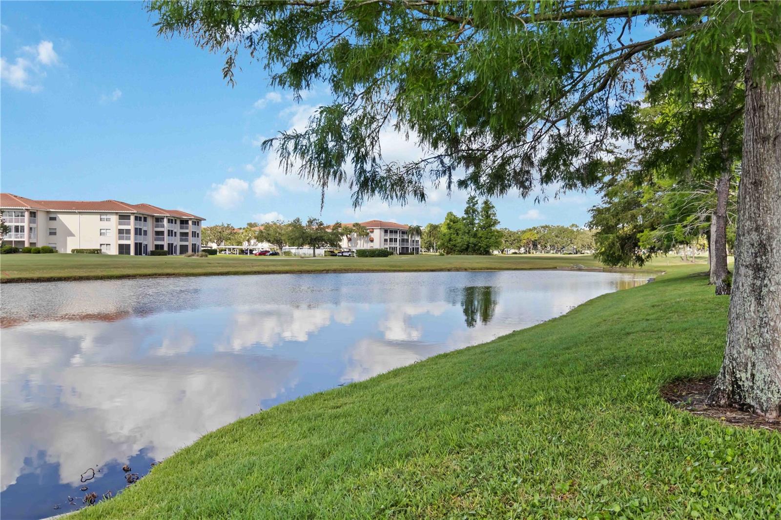 Image 22 of 36 For 6572 Fairway Gardens Drive 6572