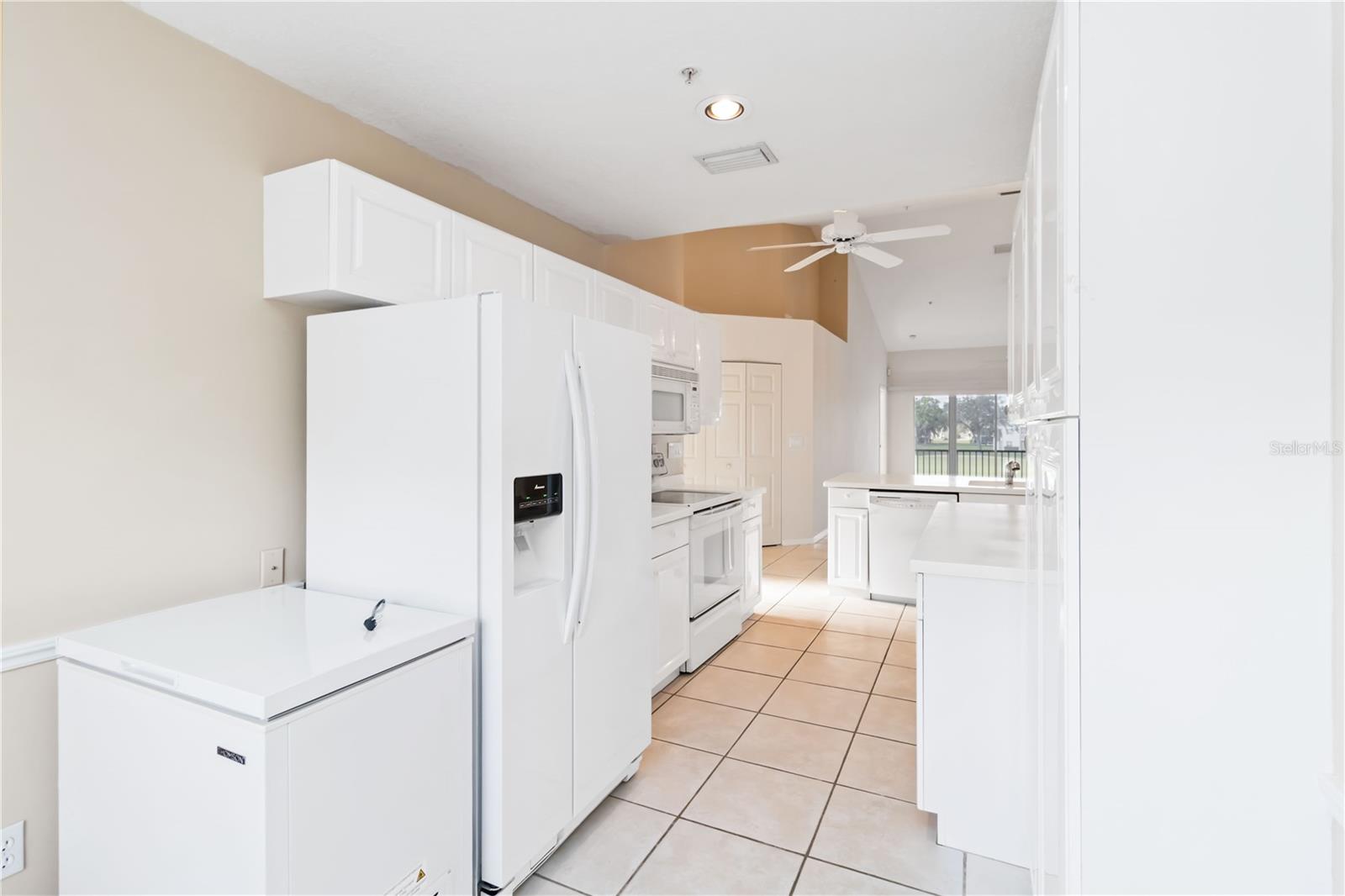 Image 7 of 36 For 6572 Fairway Gardens Drive 6572