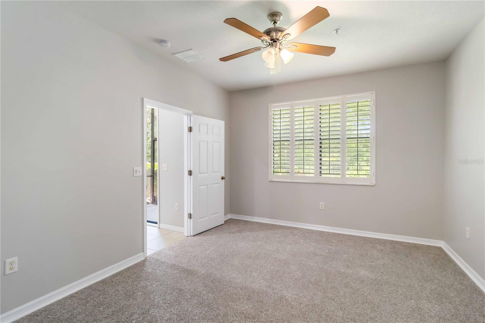 Image 16 of 33 For 4220 Via Piedra Circle 4-101