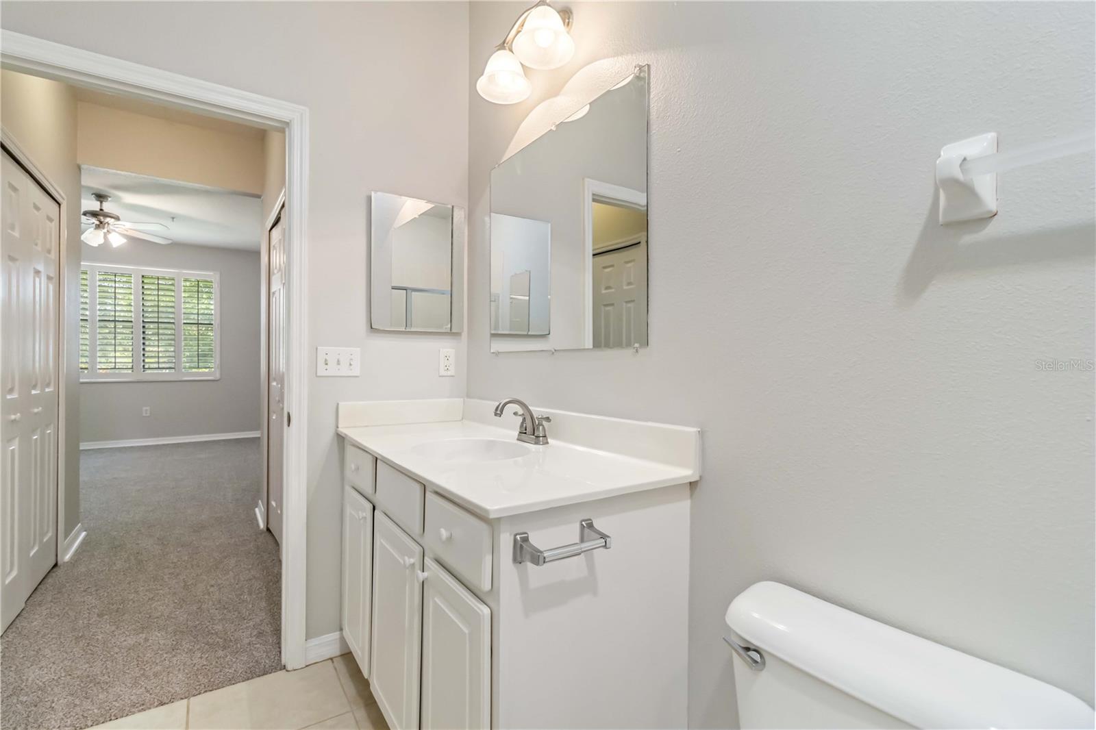 Image 18 of 33 For 4220 Via Piedra Circle 4-101