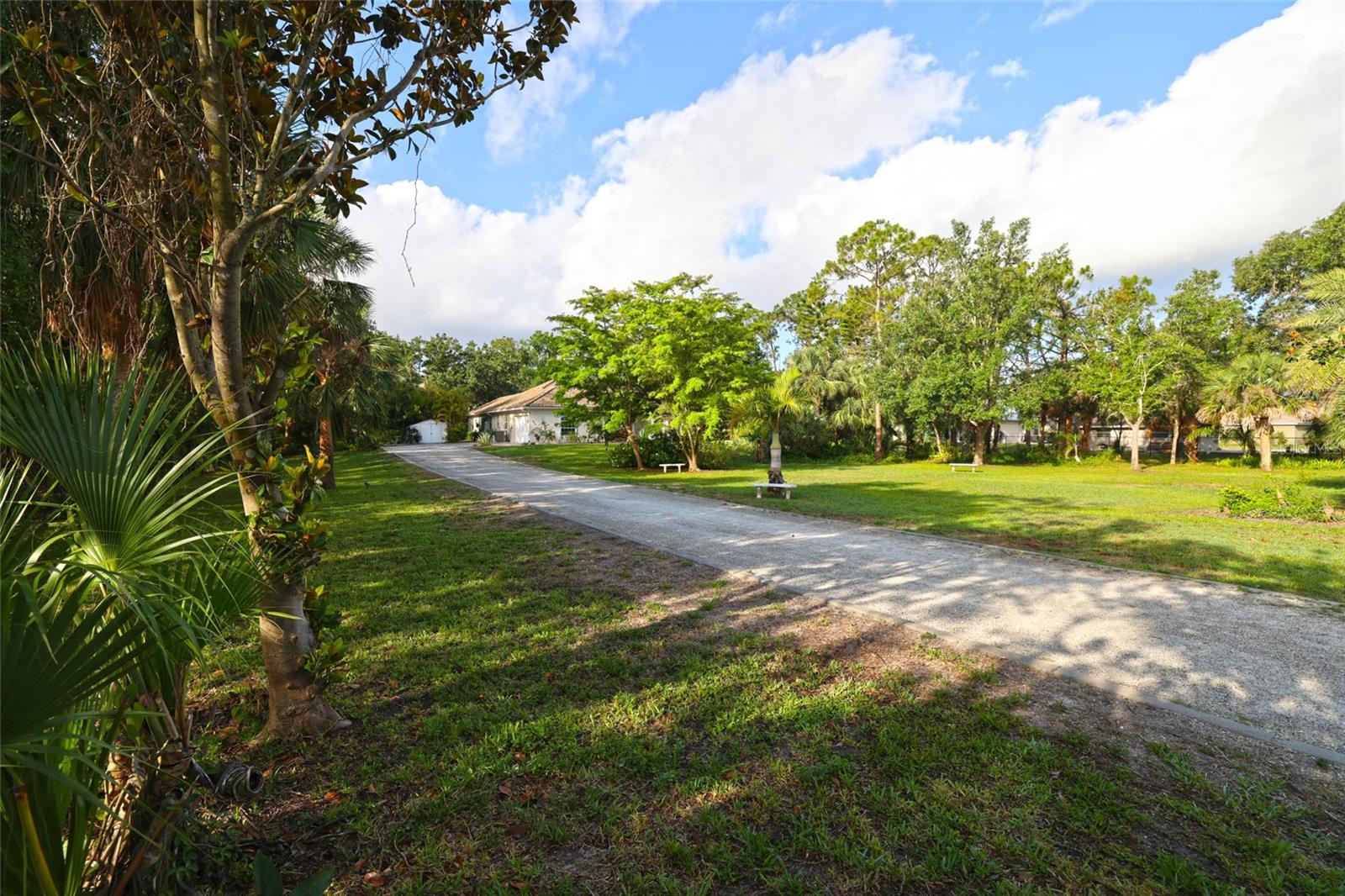 Image 13 of 71 For 950 Trotter Street