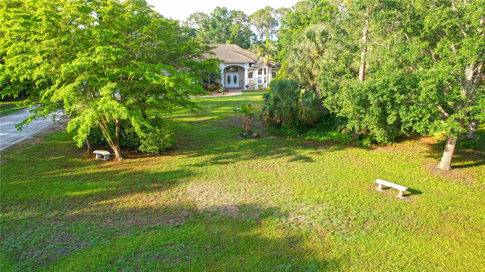 Image 22 of 71 For 950 Trotter Street