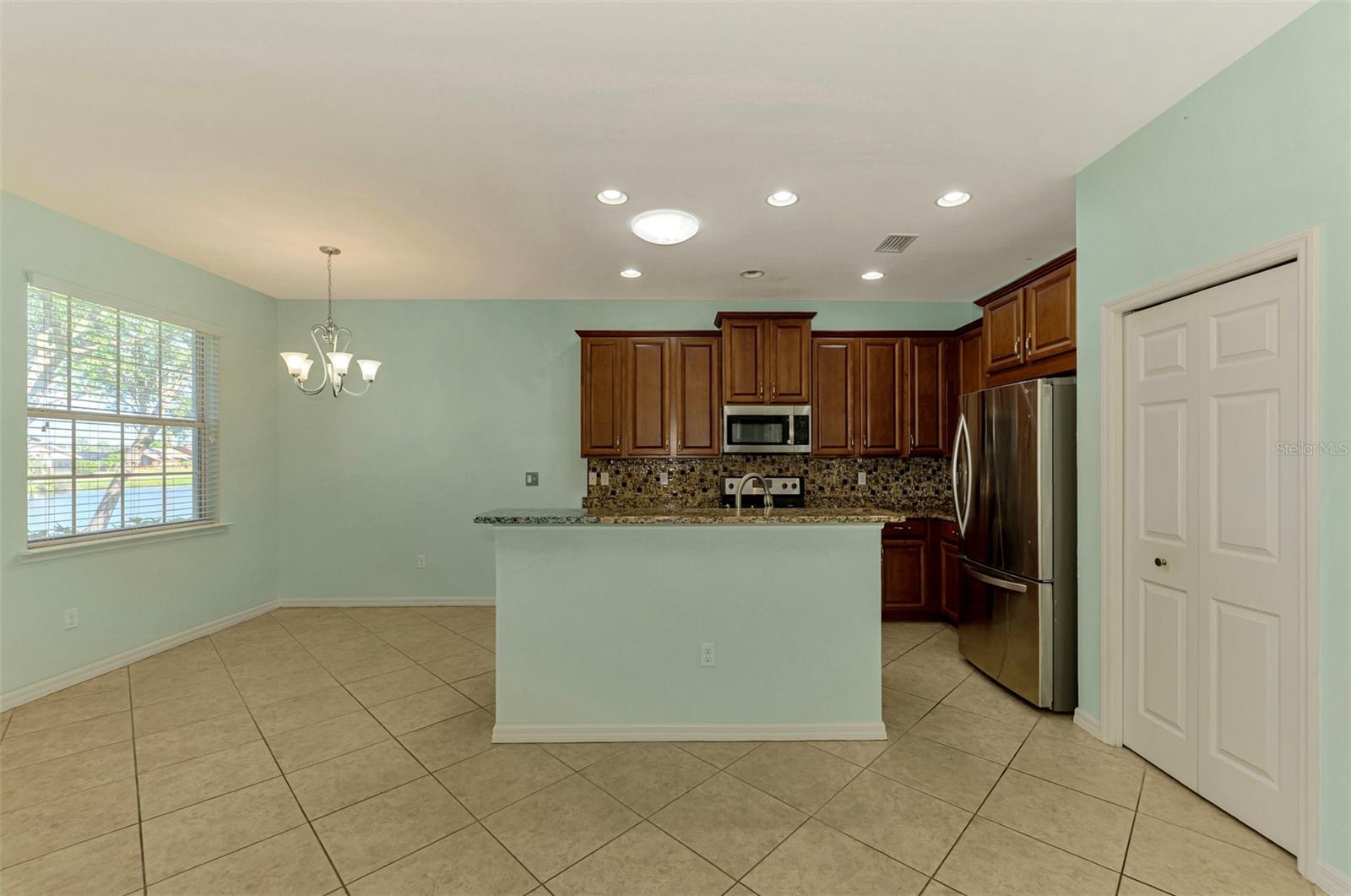 Image 13 of 42 For 9022 Coachman Drive