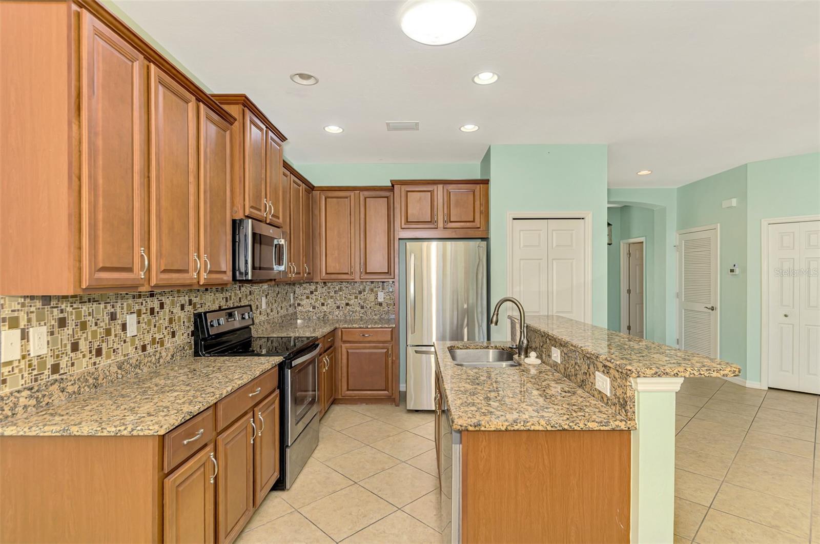 Image 18 of 42 For 9022 Coachman Drive