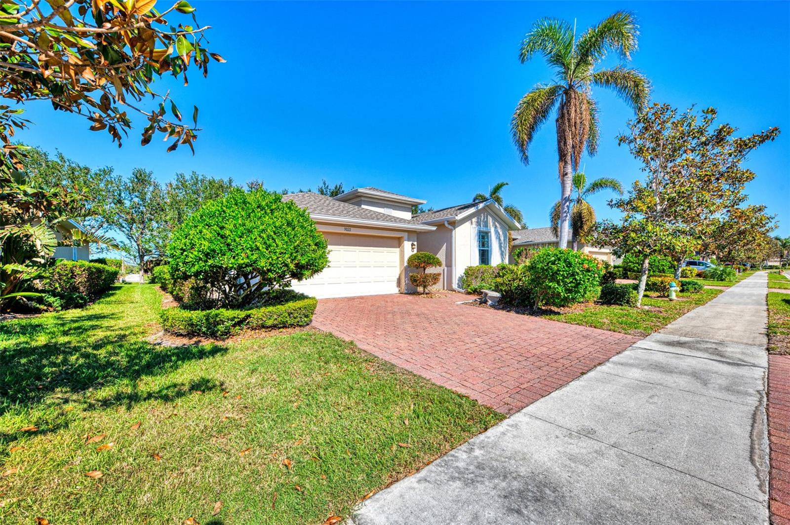 Image 2 of 42 For 9022 Coachman Drive