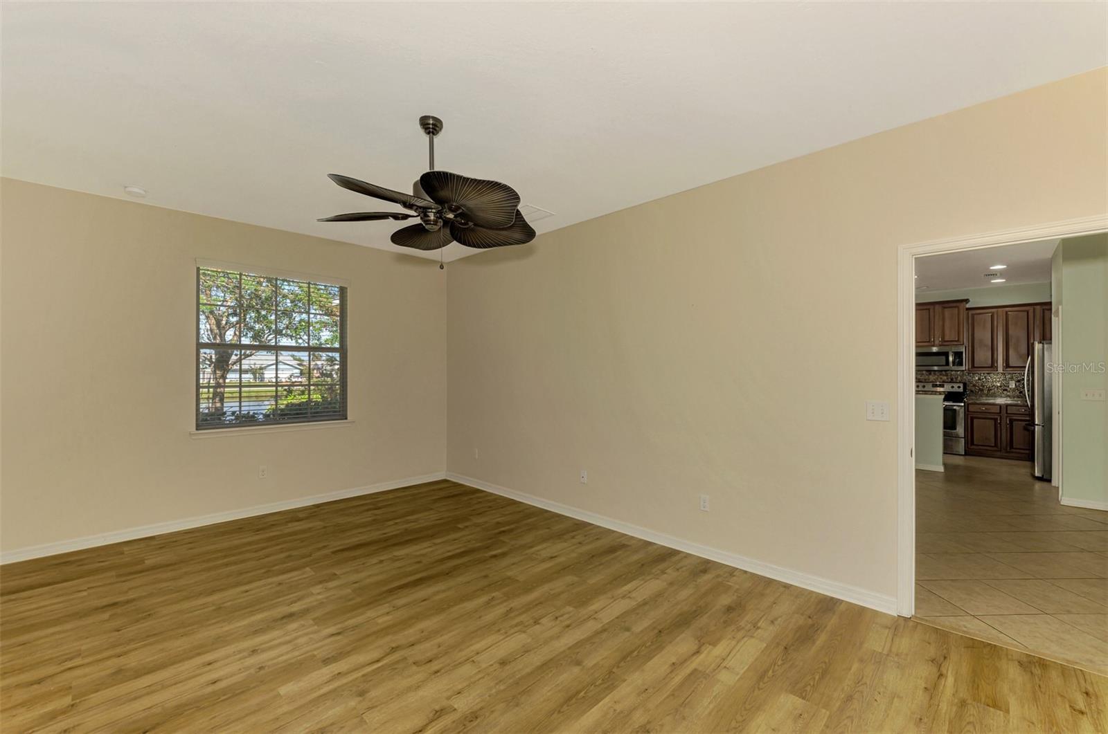 Image 23 of 42 For 9022 Coachman Drive