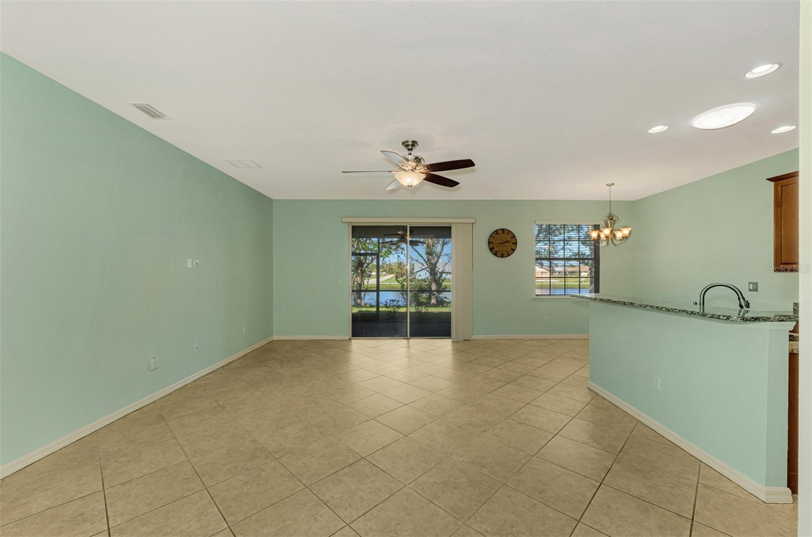 Image 7 of 42 For 9022 Coachman Drive