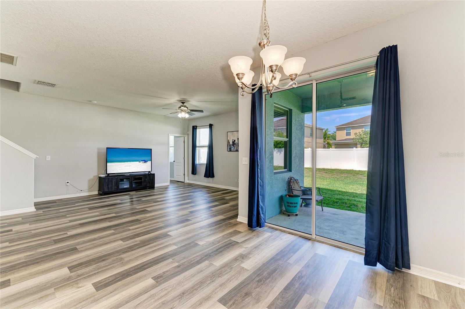 Image 12 of 47 For 1721 Palm Warbler Lane