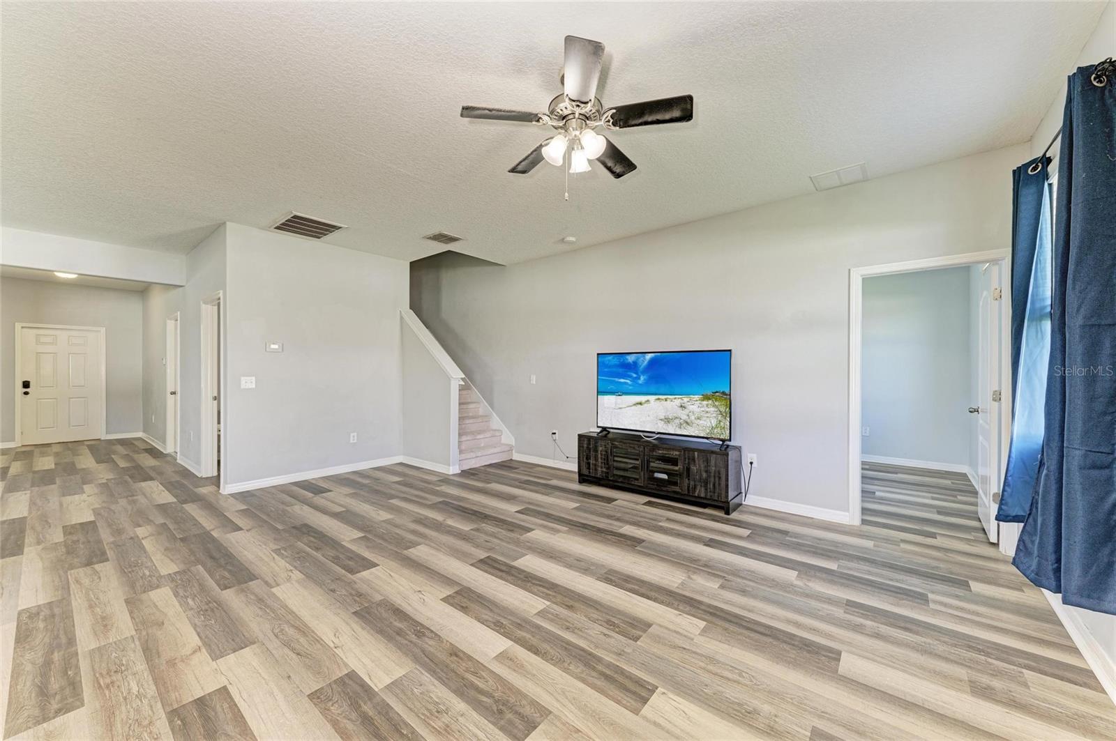 Image 15 of 47 For 1721 Palm Warbler Lane
