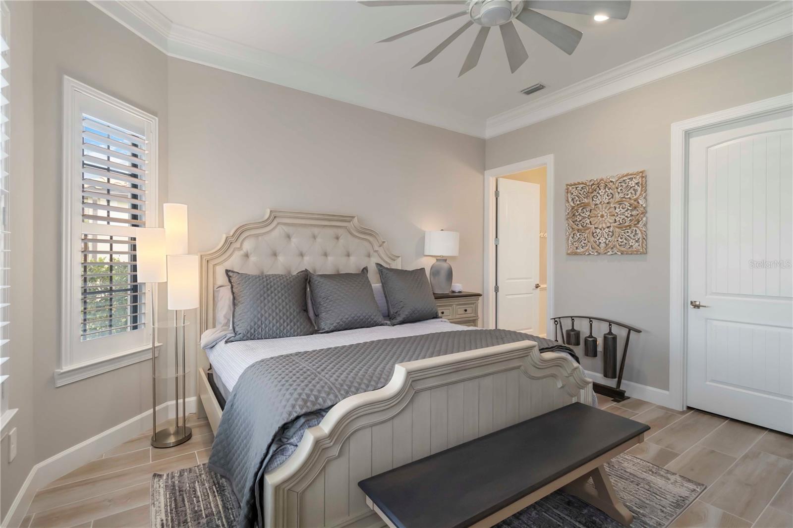 Image 11 of 83 For 7327 Summerland Cove