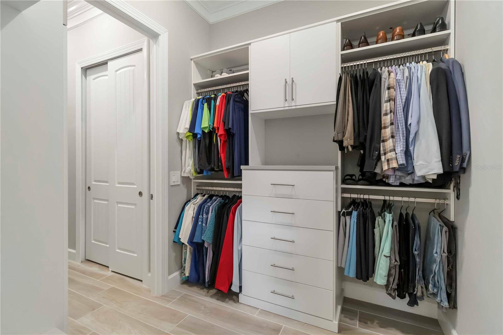 Image 27 of 83 For 7327 Summerland Cove