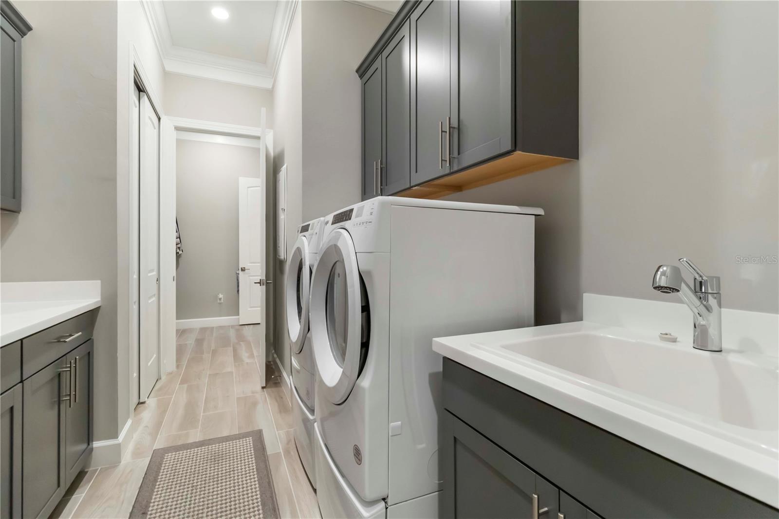 Image 30 of 83 For 7327 Summerland Cove
