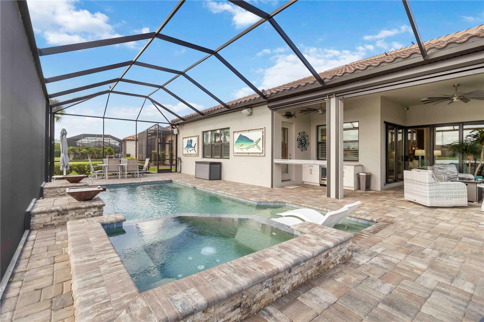 Image 38 of 83 For 7327 Summerland Cove