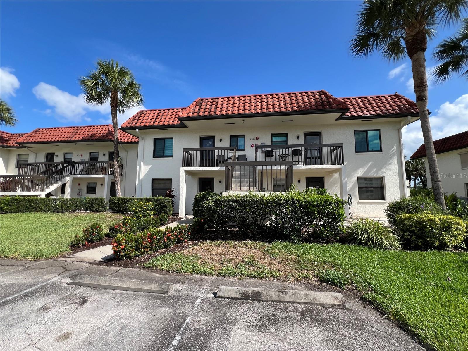 Details for 4186 27th Court Sw 105, NAPLES, FL 34116