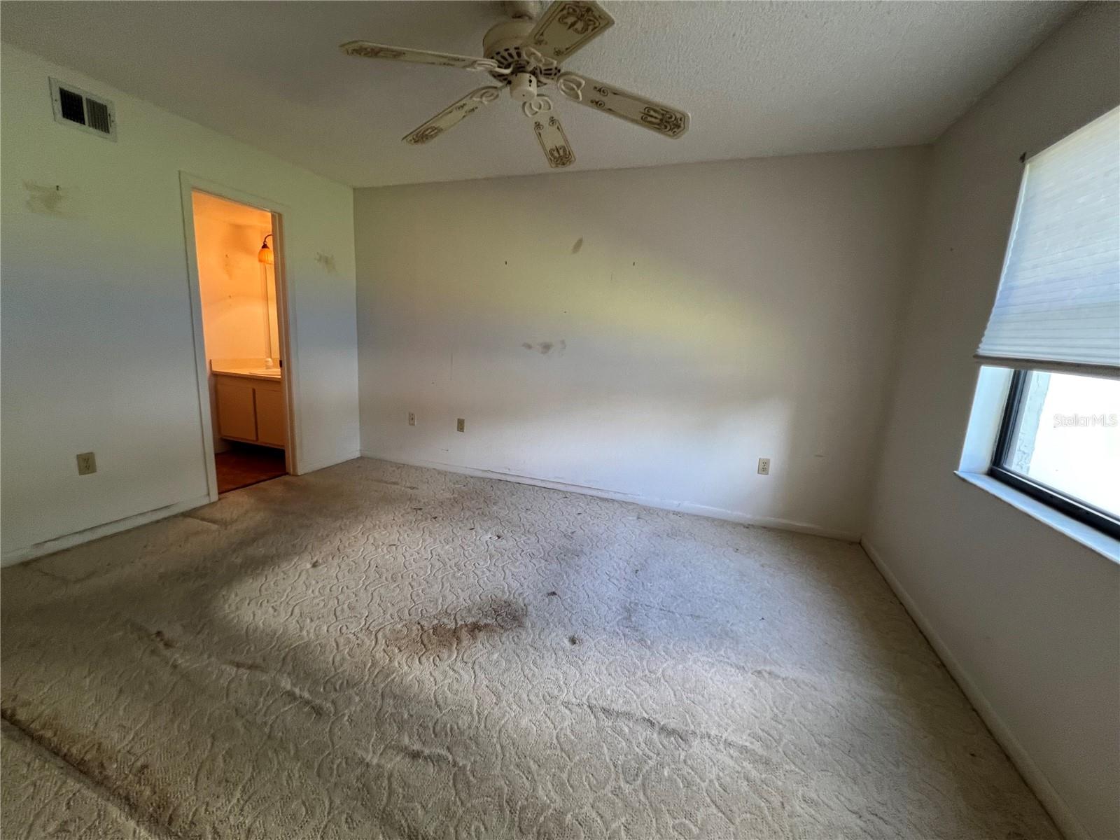 Image 5 of 14 For 4186 27th Court Sw 105