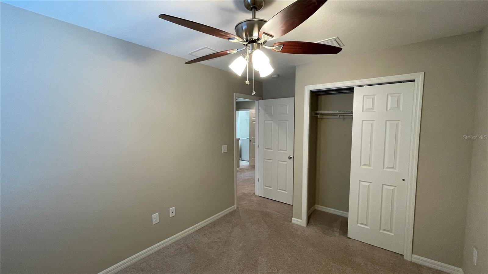 Image 17 of 22 For 6917 Holly Heath Drive