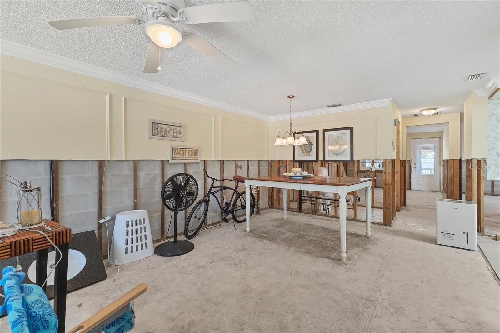 Image 16 of 70 For 407 63rd St  