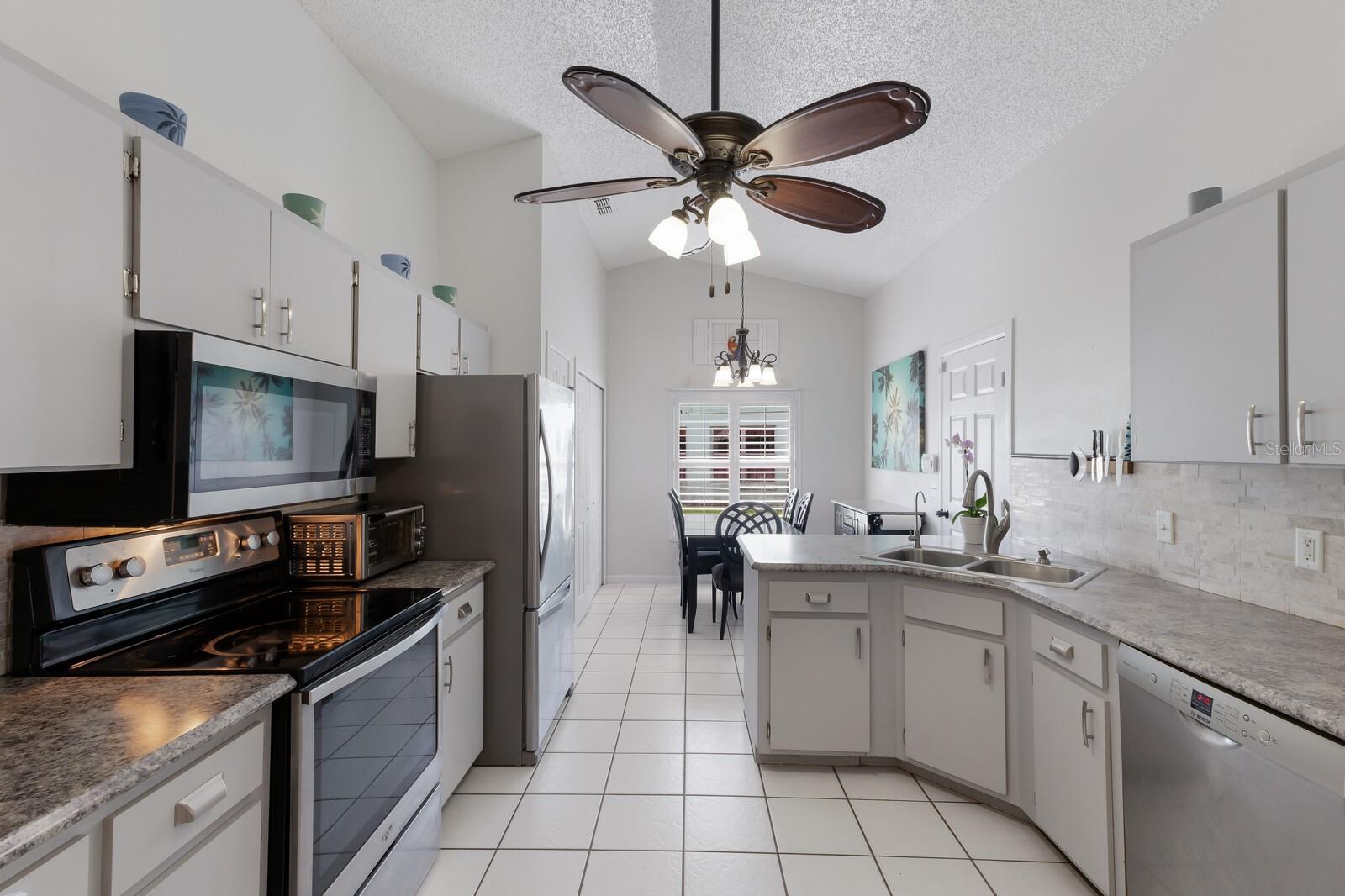 Image 16 of 40 For 613 49th Street E