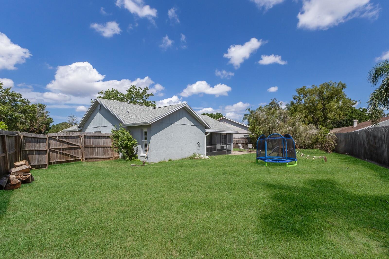 Image 27 of 40 For 613 49th Street E