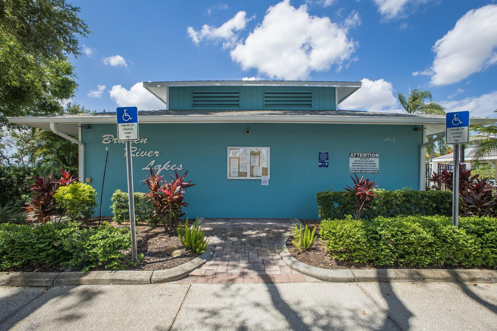 Image 35 of 40 For 613 49th Street E