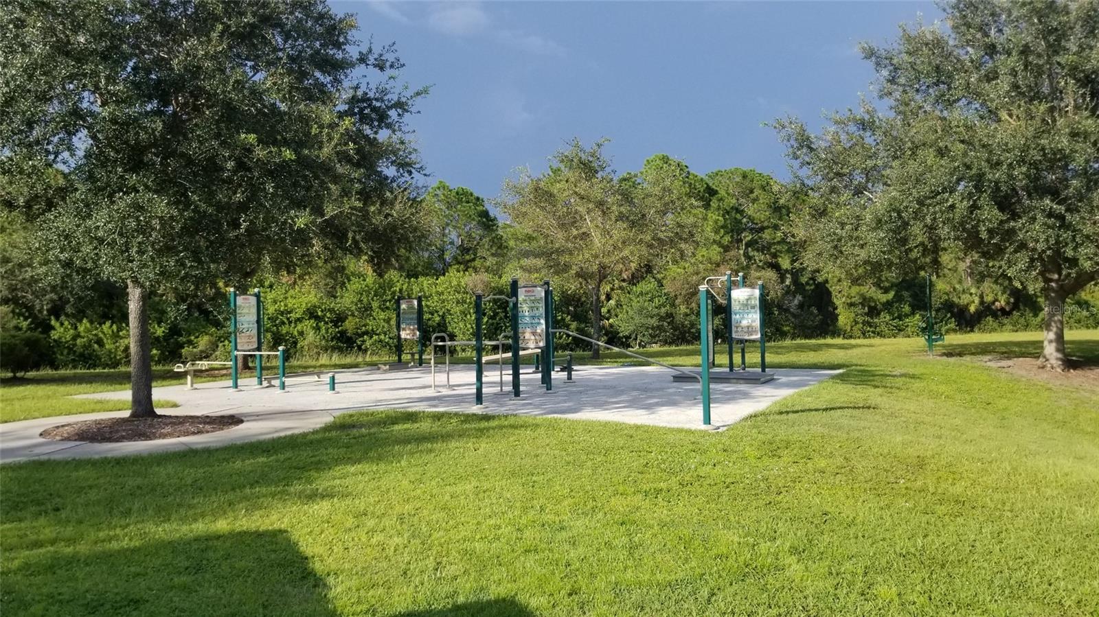 Image 27 of 41 For 0973169407 Octavius Avenue