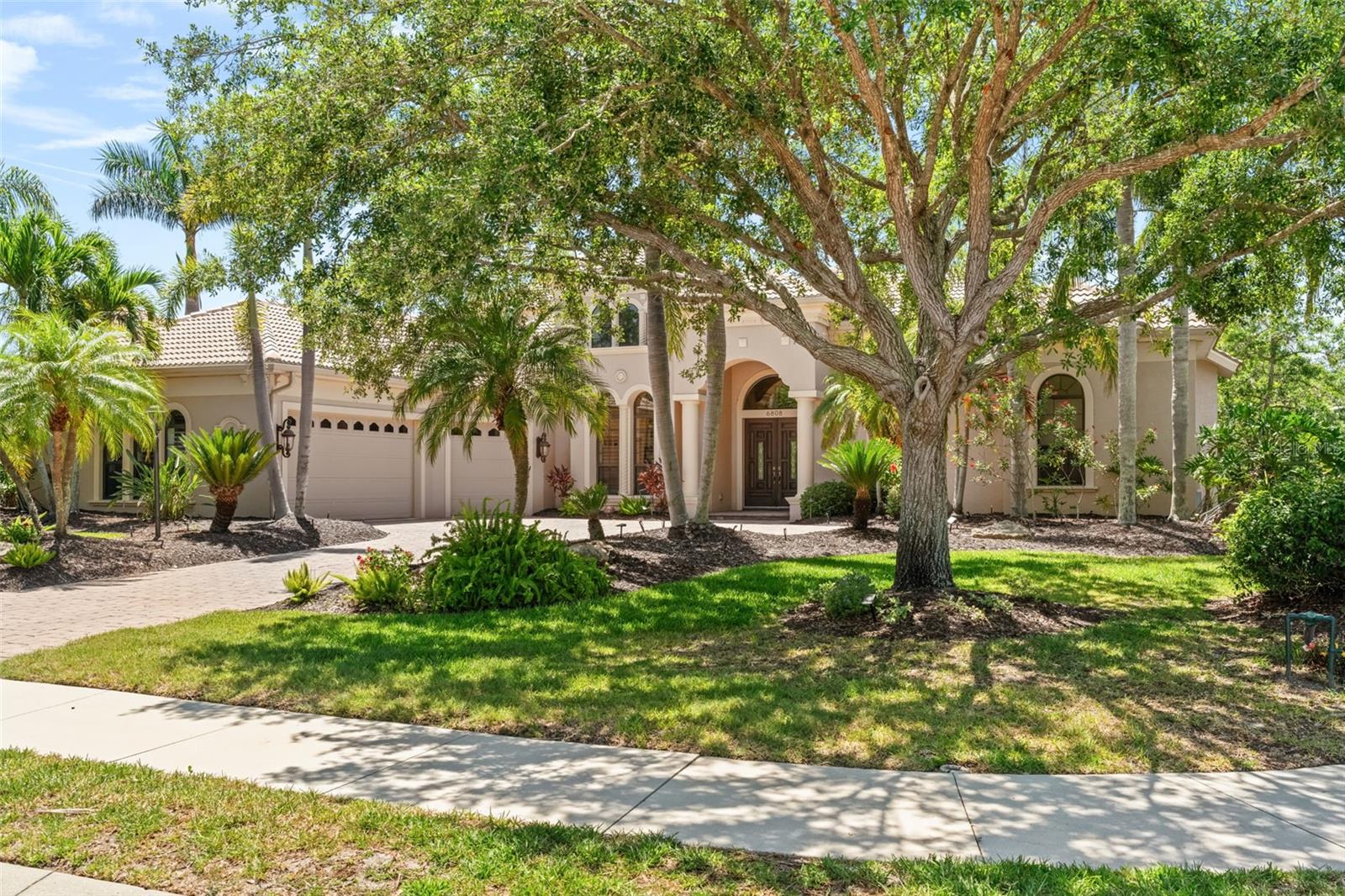 Image 4 of 80 For 6808 Belmont Court