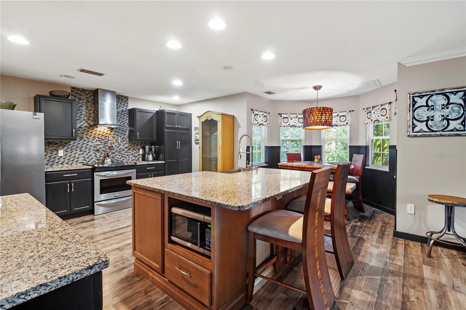 Image 19 of 47 For 2306 63rd Street W 40