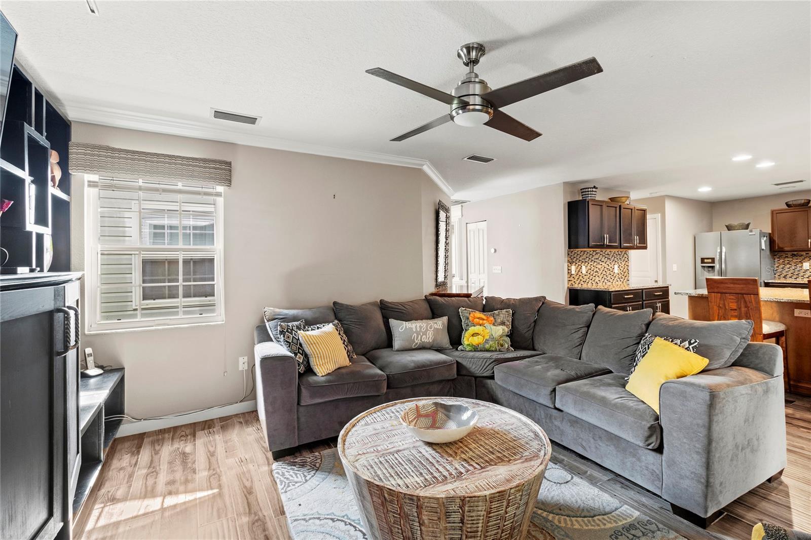 Image 23 of 47 For 2306 63rd Street W 40