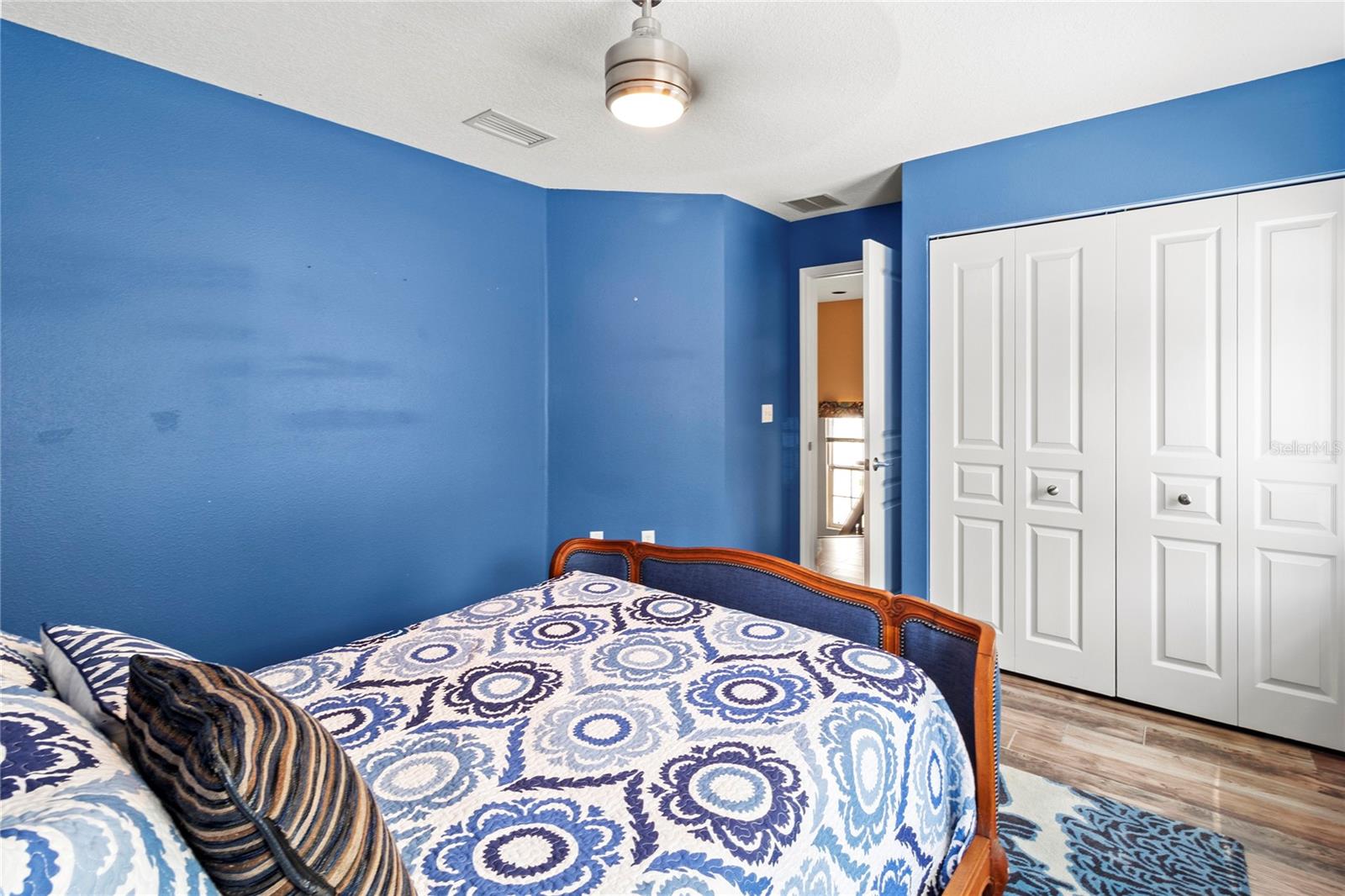 Image 27 of 47 For 2306 63rd Street W 40