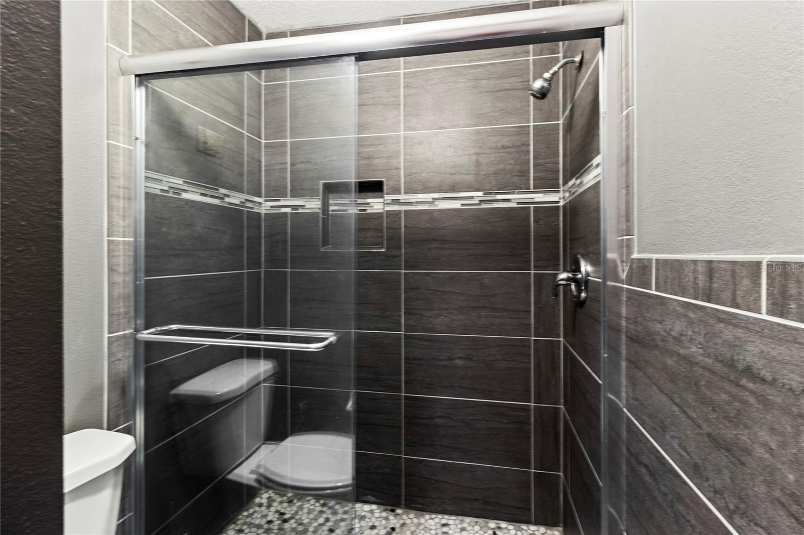 Image 29 of 47 For 2306 63rd Street W 40