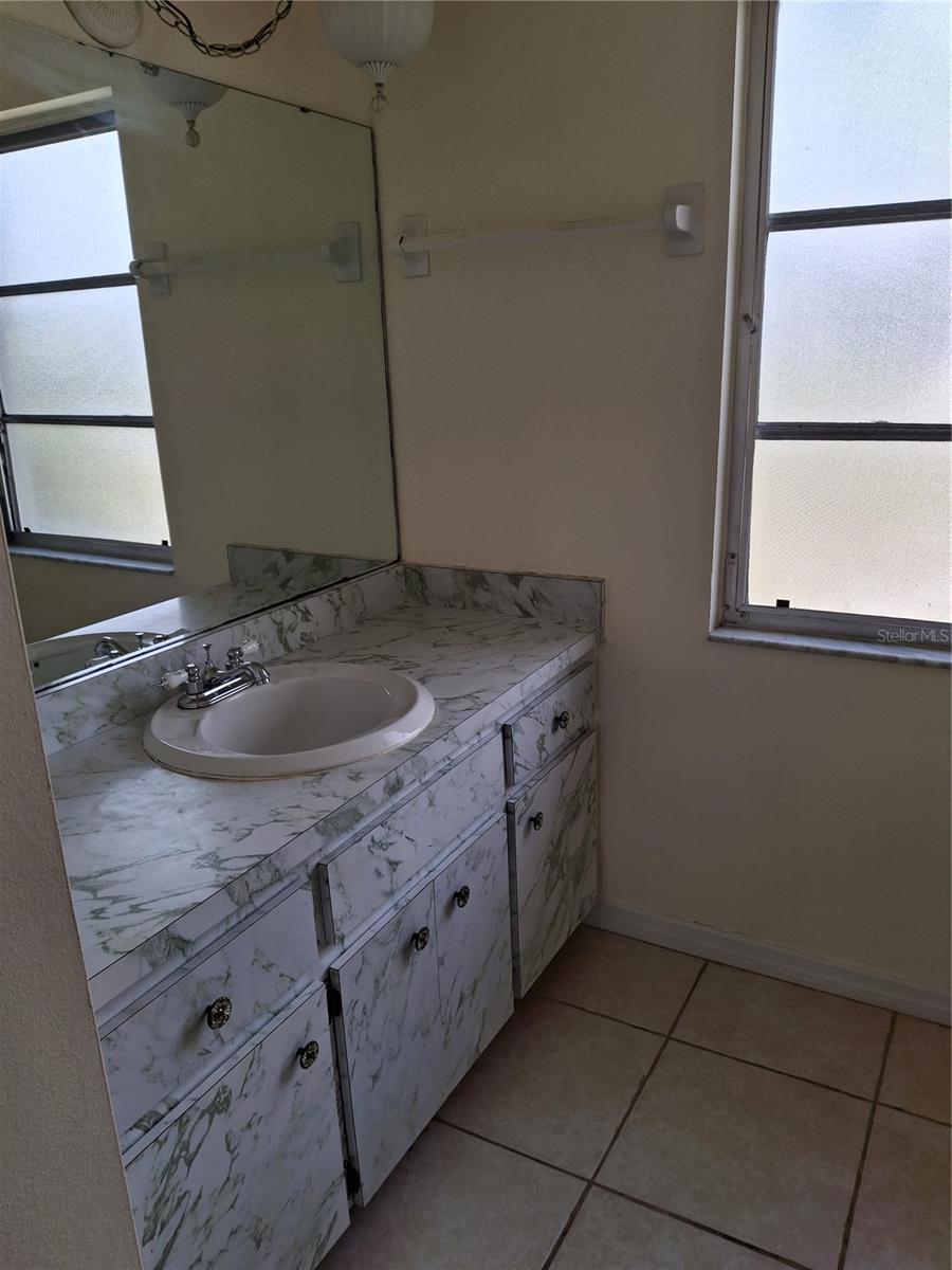 Image 12 of 13 For 1509 Overbrook Road