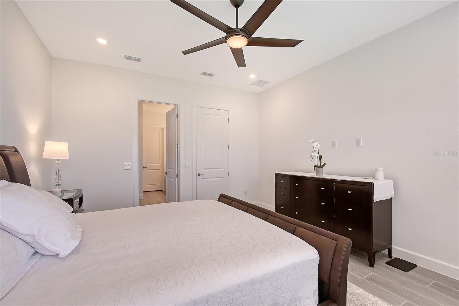 Image 14 of 47 For 11427 Viani Terrace