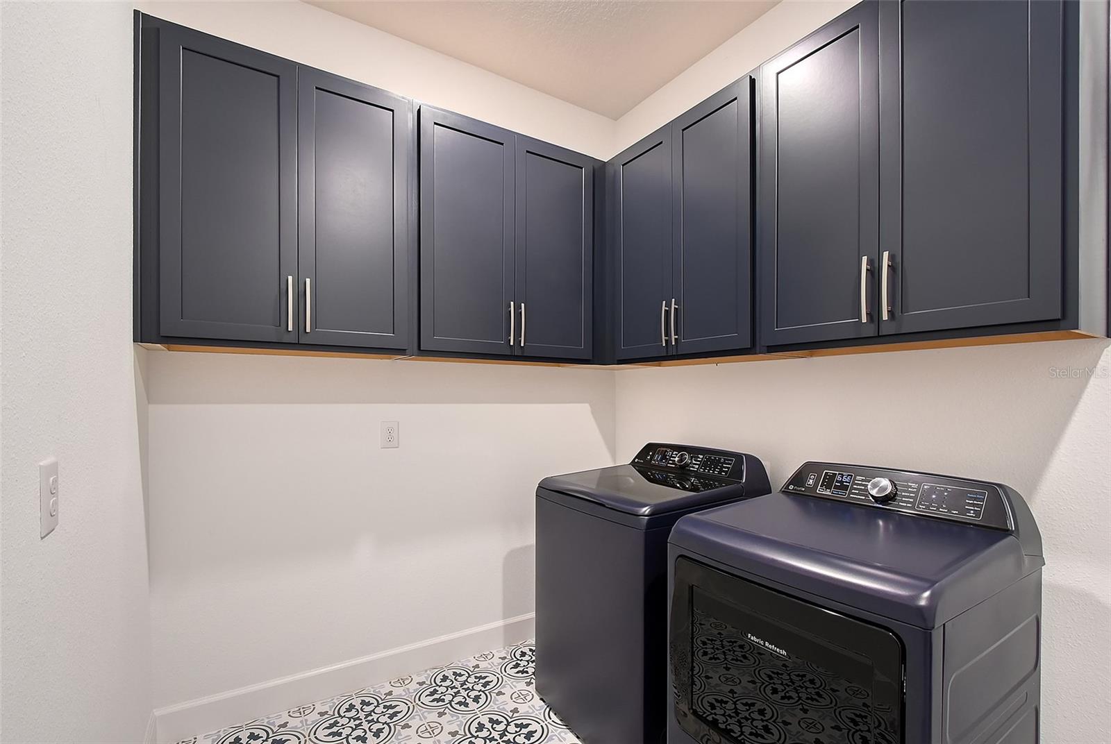 Image 24 of 47 For 11427 Viani Terrace