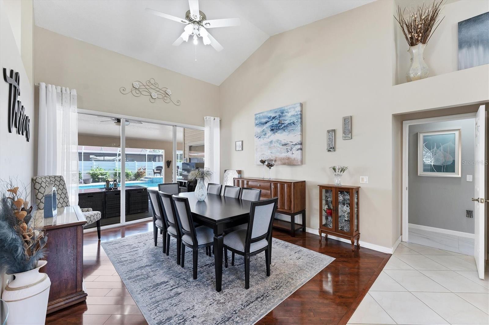 Image 6 of 40 For 4585 Dover Street Circle E