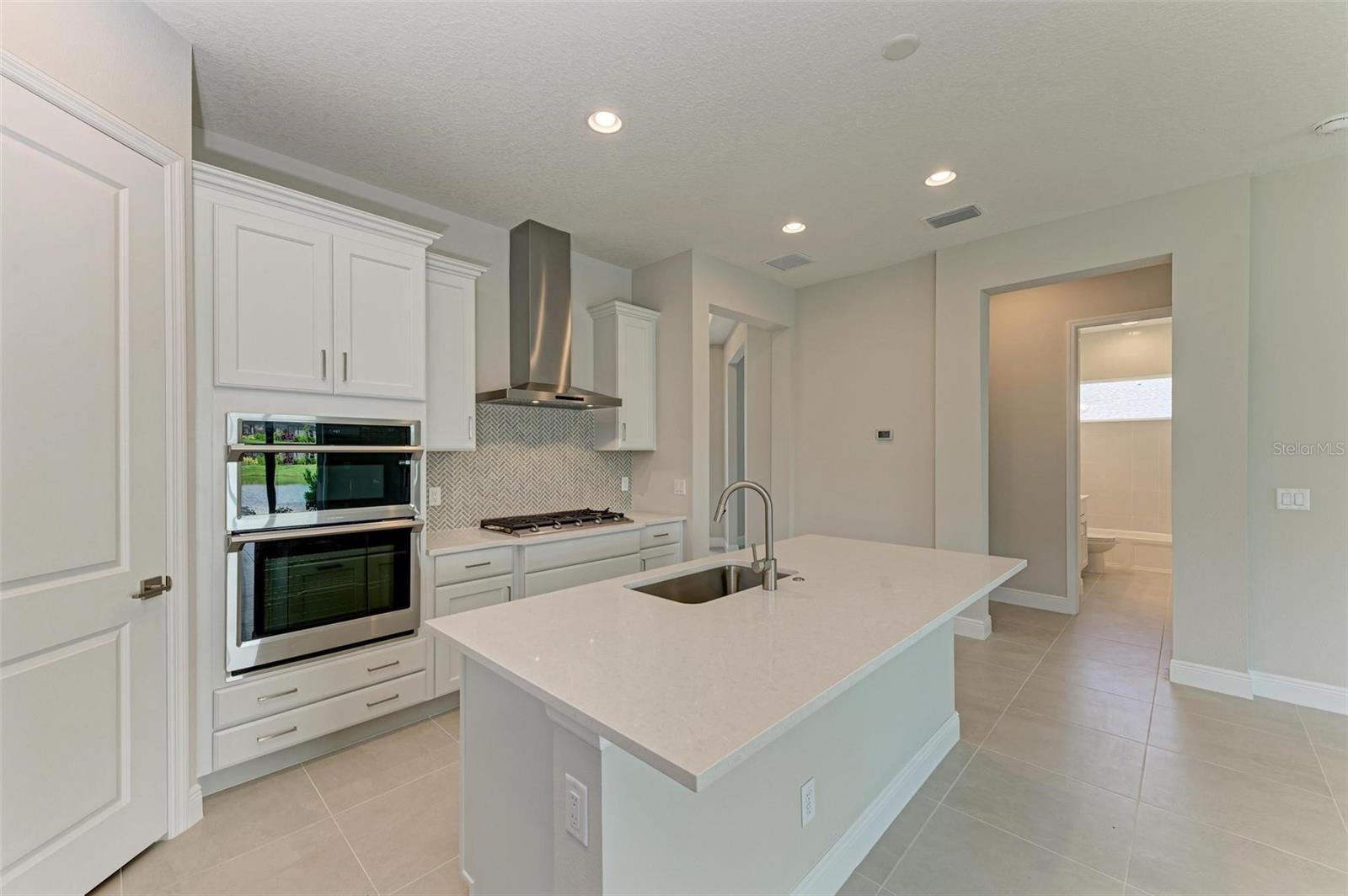 Image 10 of 30 For 4210 Sea Marsh Place