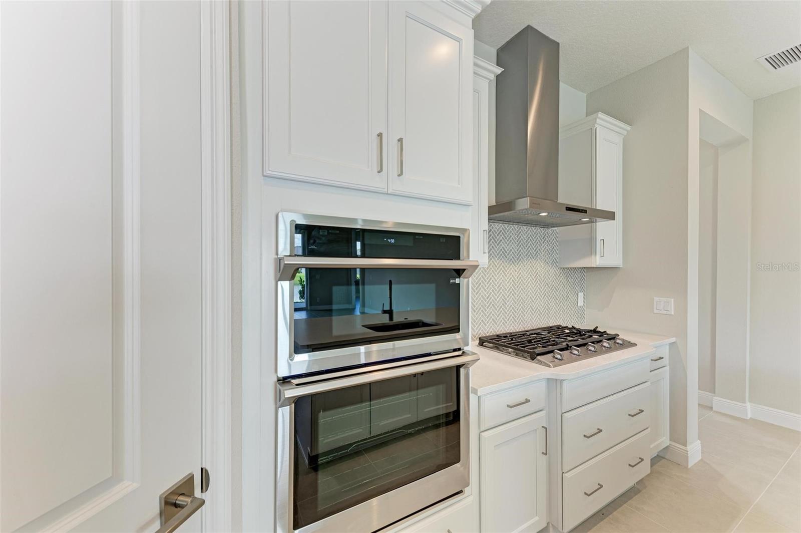 Image 11 of 30 For 4210 Sea Marsh Place