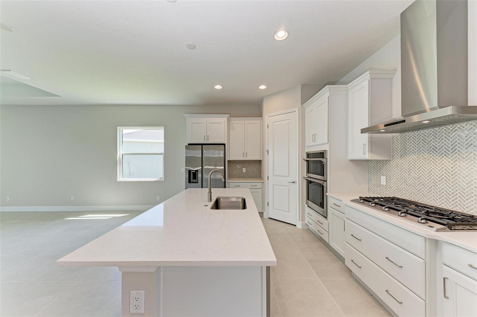 Image 7 of 30 For 4210 Sea Marsh Place