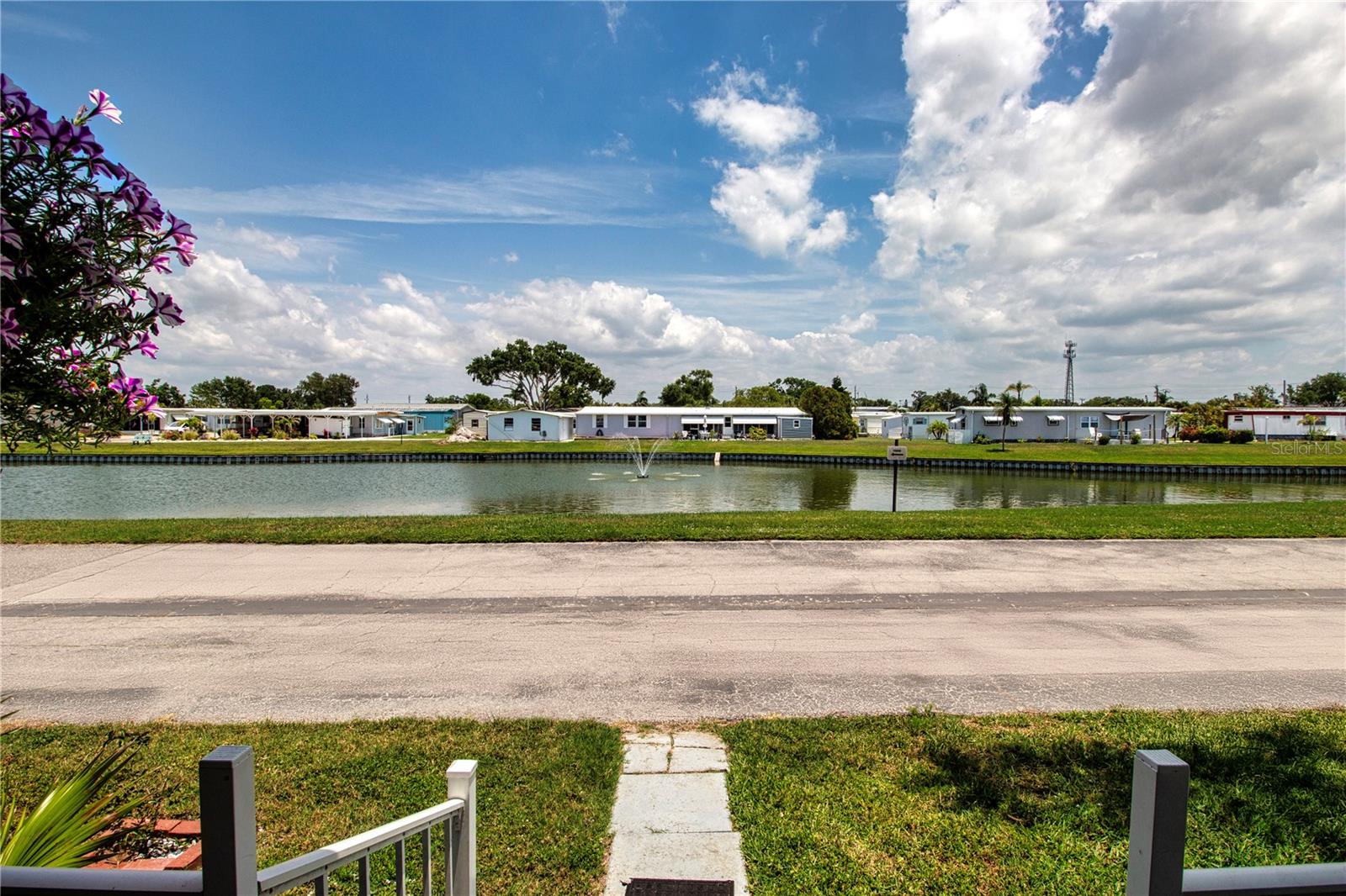 Image 11 of 50 For 420 49th Street E 163