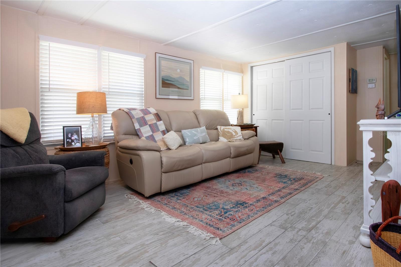 Image 14 of 50 For 420 49th Street E 163