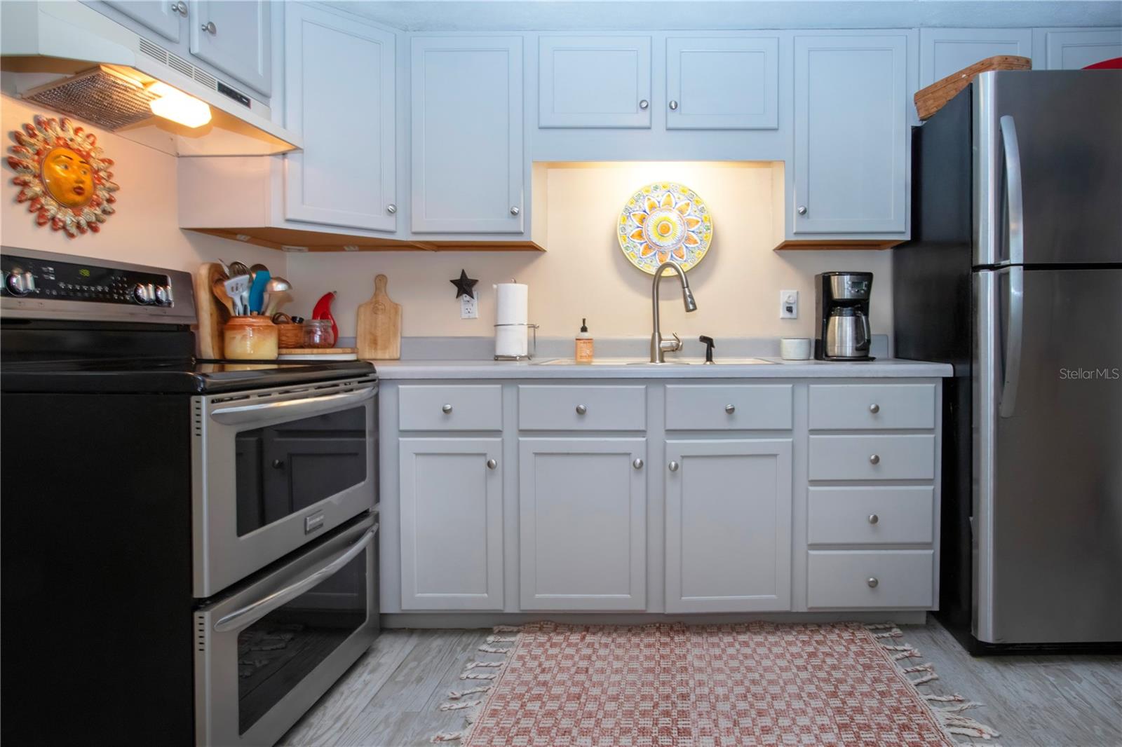 Image 20 of 50 For 420 49th Street E 163