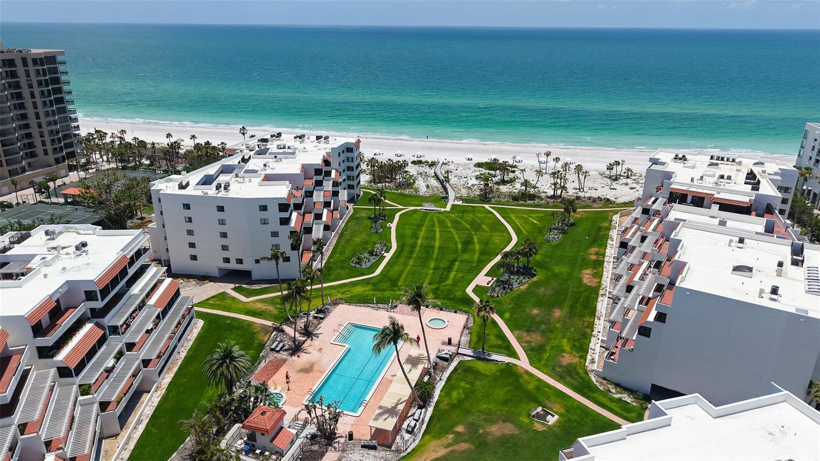 Image 46 of 64 For 1465 Gulf Of Mexico Drive 502